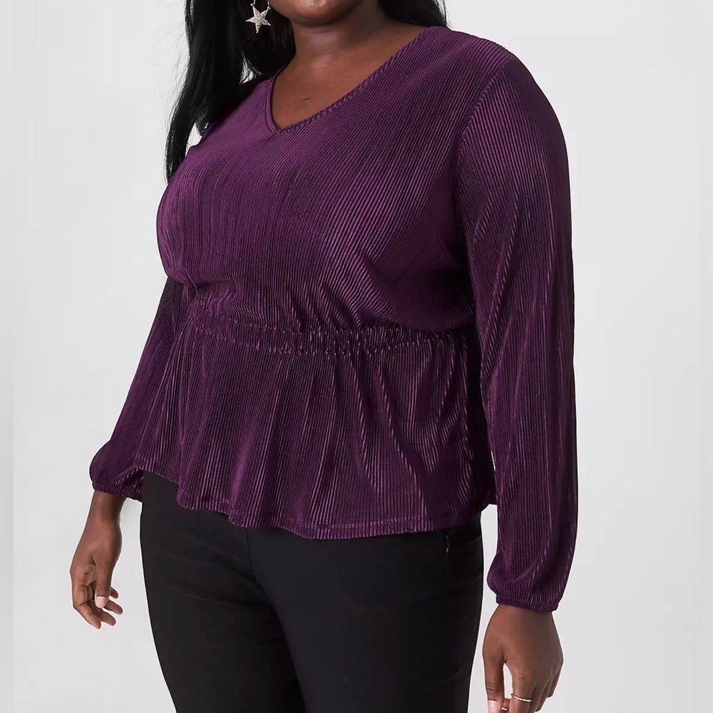 NWT Lane Bryant Pleated Satin V-Neck Peplum Top Blouson Long Sleeves Purple